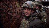 ЗЕЛЕНСКИ БИ ДА МАРШИРА НА МАРИУПОЉ? Потребна нам је помоћ савезника, тешко је ЗЕЛЕНСКИ БИ ДА МАРШИРА НА МАРИУПОЉ? Потребна нам је помоћ савезника, тешко је