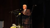 ТИОДОРОВИЋУ УРУЧЕНО НАЈВИШЕ ПРИЗНАЊЕ РОДНОГ ГРАДА: Новчани део донирао врањској школи ТИОДОРОВИЋУ УРУЧЕНО НАЈВИШЕ ПРИЗНАЊЕ РОДНОГ ГРАДА: Новчани део донирао врањској школи