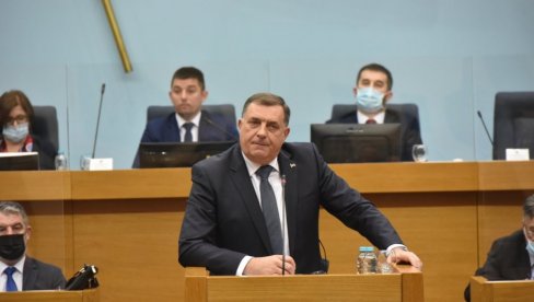 DODIK NA POSEBNOJ SEDNICI: Sporazum BiH i Britanije veoma štetan za interese Republike Srpske DODIK NA POSEBNOJ SEDNICI: Sporazum BiH i Britanije veoma štetan za interese Republike Srpske