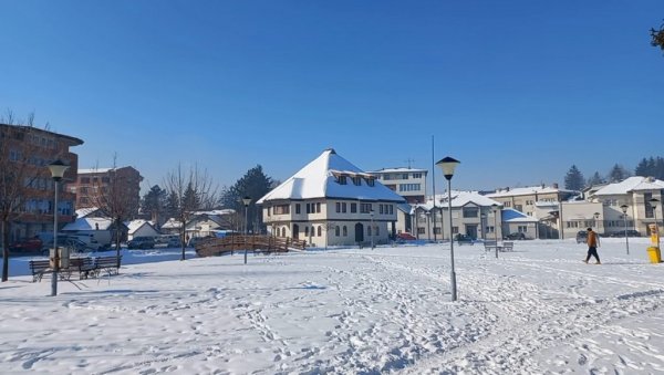 СЈЕНИЦИ ШКОЛА ИЗ СНОВА: Варош на Пештерској висоравни добиће најсавременију осмолетку на читавом Балкану СЈЕНИЦИ ШКОЛА ИЗ СНОВА: Варош на Пештерској висоравни добиће најсавременију осмолетку на читавом Балкану