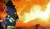 POŽAR U BEOGRADU: Izgorela kuća u Bulevaru oslobođenja, jedna osoba povređena