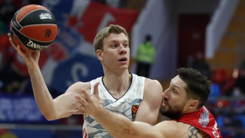 BAVARCI SE JOŠ UVEK NADAJU PLEJ-OFU: Teo i družina na teškom gostovanju! BAVARCI SE JOŠ UVEK NADAJU PLEJ-OFU: Teo i družina na teškom gostovanju!