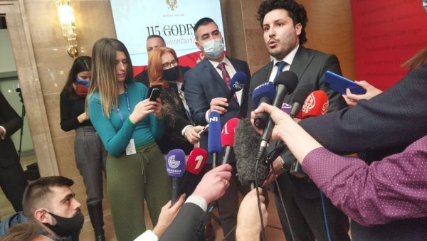 КОНСТИТУТИВНА СЕДНИЦА ВЛАДЕ ЦРНЕ ГОРЕ: За Абазовићевог саветника изабран Сергеј Секуловић, Борис Марић генерални секретар КОНСТИТУТИВНА СЕДНИЦА ВЛАДЕ ЦРНЕ ГОРЕ: За Абазовићевог саветника изабран Сергеј Секуловић, Борис Марић генерални секретар