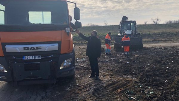 УКЛОЊЕНА ДИВЉА ДЕПОНИЈА У КРЊАЧИ: Радници ЈКП Градска чистоћа очистили 150 кубика ђубрета УКЛОЊЕНА ДИВЉА ДЕПОНИЈА У КРЊАЧИ: Радници ЈКП Градска чистоћа очистили 150 кубика ђубрета