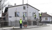 УСЛУЖНИ ЦЕНТАР У МАЛОМ МОКРОМ ЛУГУ: Отвара се испостава општине Звездара УСЛУЖНИ ЦЕНТАР У МАЛОМ МОКРОМ ЛУГУ: Отвара се испостава општине Звездара