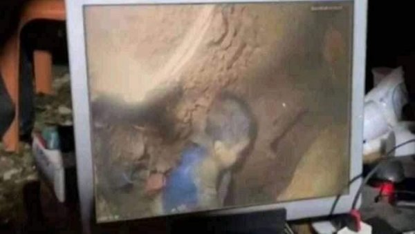 ПРЕМИНУО МАЛИ РАЈАН (5) ИЗ МАРОКА: Дечак умро само пола сата након што је спасен ПРЕМИНУО МАЛИ РАЈАН (5) ИЗ МАРОКА: Дечак умро само пола сата након што је спасен