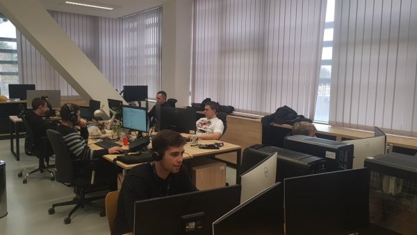 ИТ СТРУЧЊАЦИ СА ДОМАЋЕГ ТЕРЕНА ОСВОЈИЛИ СВЕТ: Напредне технологије, које се развијају у Нишу, озбиљна конкуренција на глобалном тржишту ИТ СТРУЧЊАЦИ СА ДОМАЋЕГ ТЕРЕНА ОСВОЈИЛИ СВЕТ: Напредне технологије, које се развијају у Нишу, озбиљна конкуренција на глобалном тржишту