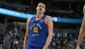 ЈОКИЋ БОЛЕСТАН, А ДЕНВЕР ДОМИНАНТАН: Играо се Буги у Колораду (ВИДЕО) ЈОКИЋ БОЛЕСТАН, А ДЕНВЕР ДОМИНАНТАН: Играо се Буги у Колораду (ВИДЕО)