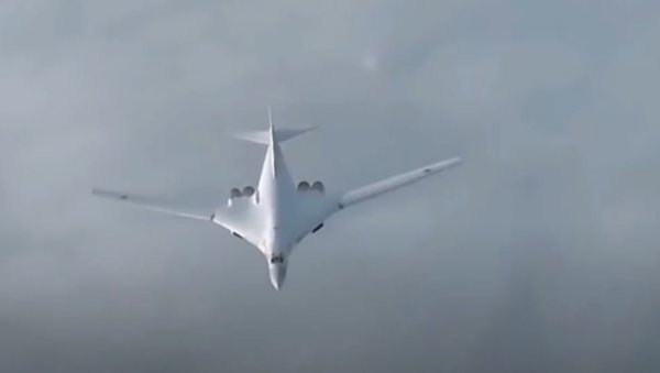 ИСТОРИЈСКИ УСПЕХ: Стиже нови руски бомбардер са ракетама за лансирање уназад (ВИДЕО) ИСТОРИЈСКИ УСПЕХ: Стиже нови руски бомбардер са ракетама за лансирање уназад (ВИДЕО)