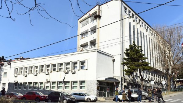 РЕХАБИЛИТАЦИЈА ЧЕКА И НЕДИЋЕВОГ ПРВОГ ПОЛИЦАЈЦА? Међу 93 предмета, пред судом и случај Милана Аћимовића РЕХАБИЛИТАЦИЈА ЧЕКА И НЕДИЋЕВОГ ПРВОГ ПОЛИЦАЈЦА? Међу 93 предмета, пред судом и случај Милана Аћимовића