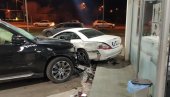 U MASOVNOJ TUČI IMA TEŽE POVREĐENIH: Novi detalji nesvakidašnjeg obračuna kod Zrenjanina (FOTO/VIDEO) U MASOVNOJ TUČI IMA TEŽE POVREĐENIH: Novi detalji nesvakidašnjeg obračuna kod Zrenjanina (FOTO/VIDEO)