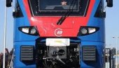 ОД БАТАЈНИЦЕ ДО СТАРЕ ПАЗОВЕ 200 НА САТ: При крају радови на изградњи пруге у Земуну ОД БАТАЈНИЦЕ ДО СТАРЕ ПАЗОВЕ 200 НА САТ: При крају радови на изградњи пруге у Земуну