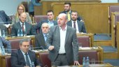 КНЕЖЕВИЋ ПОЈАСНИО КЕНТЕРИ ЗАШТО ЈЕ СМЕЊЕН НА ПУТИНОВ РОЂЕНДАН: Изгледа је Дритан Абазовић искористио свој шарм на Марију Захарову