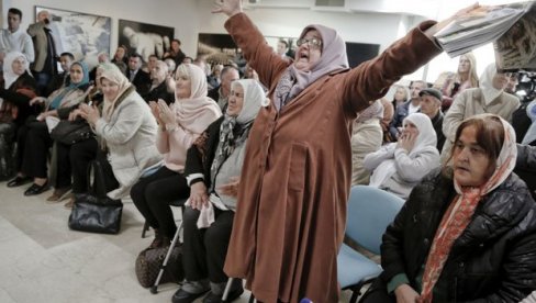NOVA UJDURMA „MAJKI SREBRENICE“: Srpskoj osporavaju imovinu i nadležnosti, pozivaju Bećirovića i Komšića da „idu do kraja“ NOVA UJDURMA „MAJKI SREBRENICE“: Srpskoj osporavaju imovinu i nadležnosti, pozivaju Bećirovića i Komšića da „idu do kraja“