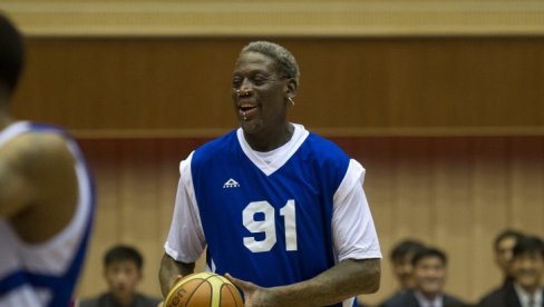 DENIS RODMAN - ŽIVOTNA PRIČA: Beskućnik, ženskaroš, prijatelj Kim DŽong Una, ali i petostruki NBA šampion DENIS RODMAN - ŽIVOTNA PRIČA: Beskućnik, ženskaroš, prijatelj Kim DŽong Una, ali i petostruki NBA šampion
