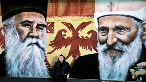 ВЕРА СЕ ВОЛИ И ПОШТУЈЕ: Слоба Радановић у Косовској Митровици ВЕРА СЕ ВОЛИ И ПОШТУЈЕ: Слоба Радановић у Косовској Митровици