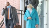 НА РОЧИШТУ ЗБОГ ЗЛОСТАВЉАЊА ФОТОГРАФА: Јелена Карлеуша у Трећем општинском суду НА РОЧИШТУ ЗБОГ ЗЛОСТАВЉАЊА ФОТОГРАФА: Јелена Карлеуша у Трећем општинском суду
