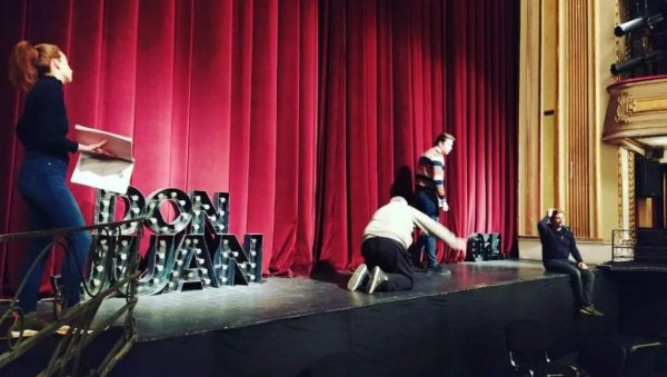 ПОЗОРИШНИ ФЕСТИВАЛ ЗРЕЊАНИНУ: Богат програм за љубитеље дасака које живот значе ПОЗОРИШНИ ФЕСТИВАЛ ЗРЕЊАНИНУ: Богат програм за љубитеље дасака које живот значе