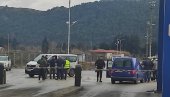 ПРВА ХАПШЕЊА ПОВОДОМ ШВЕРЦА ЦИГАРЕТА: Приведени цариник и возач камиона из луке Бар ПРВА ХАПШЕЊА ПОВОДОМ ШВЕРЦА ЦИГАРЕТА: Приведени цариник и возач камиона из луке Бар