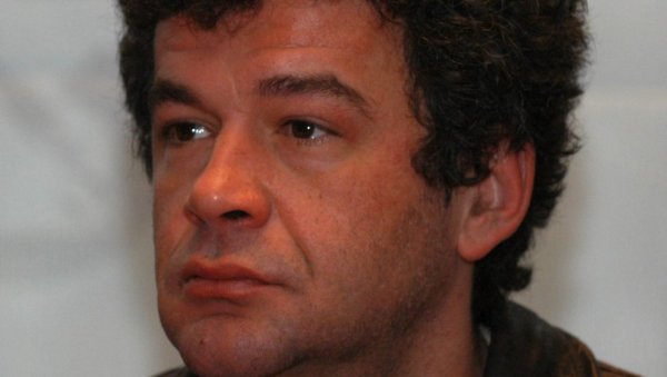 КАД ЈЕ ГЛОГОВАЦ ОТПЕВАО ОВУ ПЕСМУ, СРБИЈА ЈЕ ПЛАКАЛА: Данас се навршава пет година од смрти чувеног српског глумца КАД ЈЕ ГЛОГОВАЦ ОТПЕВАО ОВУ ПЕСМУ, СРБИЈА ЈЕ ПЛАКАЛА: Данас се навршава пет година од смрти чувеног српског глумца