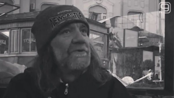 ЗАУВЕК ЈЕ УТИХНУЛА КРИСТИЈАНОВА ГИТАРА: Ово је новосадски улични свирач претучен на смрт (ФОТО) ЗАУВЕК ЈЕ УТИХНУЛА КРИСТИЈАНОВА ГИТАРА: Ово је новосадски улични свирач претучен на смрт (ФОТО)