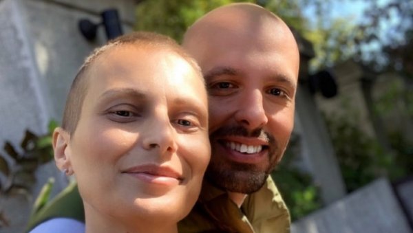 БАЈКА КОЈУ ЈЕ СМРТ ПРЕКИНУЛА: Ђорђе Пантић и Снежана Перић имали су брак какав многи сањају БАЈКА КОЈУ ЈЕ СМРТ ПРЕКИНУЛА: Ђорђе Пантић и Снежана Перић имали су брак какав многи сањају