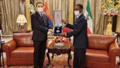 SELAKOVIĆ U EKVATORIJALNOJ GVINEJI: U ime predsednika Srbije uručio orden (FOTO) SELAKOVIĆ U EKVATORIJALNOJ GVINEJI: U ime predsednika Srbije uručio orden (FOTO)