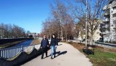 PAD KORONA-BROJKI U PARAĆINU: Juče 79 pozitivnih, cifra nije više trocifrena PAD KORONA-BROJKI U PARAĆINU: Juče 79 pozitivnih, cifra nije više trocifrena