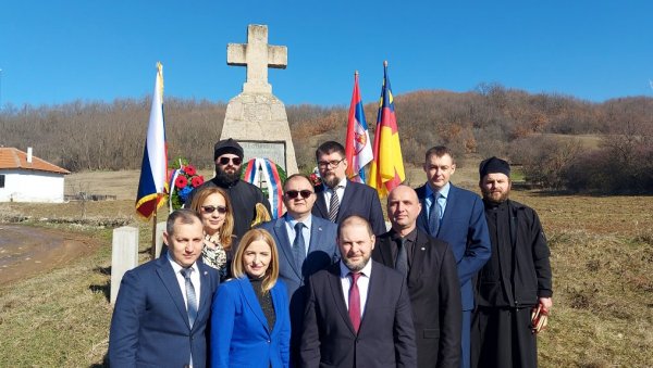 ОДАТА ПОЧАСТ ХРАБРИМ КОЗАЦИМА: Посета доказ нераскидивог пријатељства између српског и руског народа ОДАТА ПОЧАСТ ХРАБРИМ КОЗАЦИМА: Посета доказ нераскидивог пријатељства између српског и руског народа