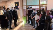 ZAHVALNOST NASTAVNICIMA I DECI: Ministar prosvete Branko Ružić posetio Kraljevo ZAHVALNOST NASTAVNICIMA I DECI: Ministar prosvete Branko Ružić posetio Kraljevo