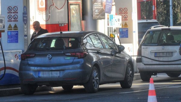 ОБЈАВЉЕНЕ НОВЕ ЦЕНЕ ГОРИВА Ево колико ћемо плаћати бензин и дизел наредних седам дана