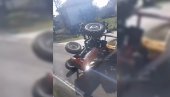 UZNEMIRUJUĆI SNIMAK NESREĆE KOD OBRENOVCA: Prevrnuo se traktor, poginuo muškarac (VIDEO) UZNEMIRUJUĆI SNIMAK NESREĆE KOD OBRENOVCA: Prevrnuo se traktor, poginuo muškarac (VIDEO)