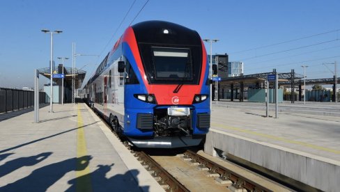 СЈАЈНЕ ВЕСТИ ЗА ГРАЂАНЕ СРБИЈЕ: Брзом пругом од Београда до Суботице годину дана пре уговореног рока СЈАЈНЕ ВЕСТИ ЗА ГРАЂАНЕ СРБИЈЕ: Брзом пругом од Београда до Суботице годину дана пре уговореног рока