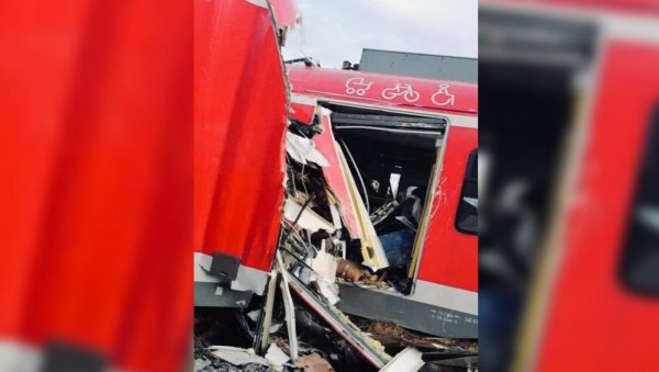 СТРАВИЧАН СУДАР ВОЗОВА КОД МИНХЕНА: Погинула једна особа, чак 40 повређених СТРАВИЧАН СУДАР ВОЗОВА КОД МИНХЕНА: Погинула једна особа, чак 40 повређених