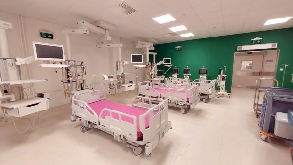 СВЕМИРСКО ДЕДИЊЕ 2 ЧЕКА ПРВЕ ПАЦИЈЕНТЕ: Новости у обиласку нове зграде Института за кардиоваскуларне болести (ВИДЕО) СВЕМИРСКО ДЕДИЊЕ 2 ЧЕКА ПРВЕ ПАЦИЈЕНТЕ: Новости у обиласку нове зграде Института за кардиоваскуларне болести (ВИДЕО)