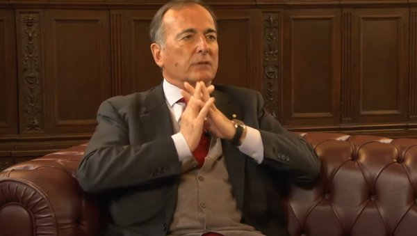 ПРЕМИНУО ФРАНКО ФРАТИНИ: Некадашњи италијански шеф дипломатије умро у 66. години ПРЕМИНУО ФРАНКО ФРАТИНИ: Некадашњи италијански шеф дипломатије умро у 66. години