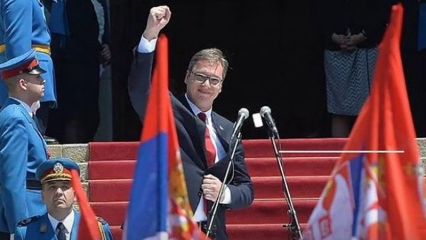 СРЕЋАН ДАН ДРЖАВНОСТИ, СРБИЈО! Председник честитао грађанима Сретење (ФОТО) СРЕЋАН ДАН ДРЖАВНОСТИ, СРБИЈО! Председник честитао грађанима Сретење (ФОТО)