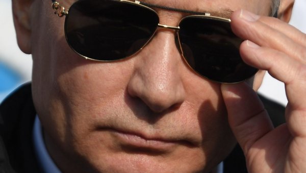 АМЕРИЧКИ ПУКОВНИК ОТКРИО ШТА ПУТИН ЖЕЛИ: Мaкгрегор упозорио НАТО АМЕРИЧКИ ПУКОВНИК ОТКРИО ШТА ПУТИН ЖЕЛИ: Мaкгрегор упозорио НАТО