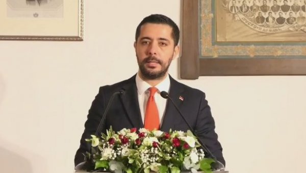 СРБИЈА НИКАДА НЕЋЕ ОКРЕНУТИ ЛЕЂА КИНЕСКИМ ПРИЈАТЕЉИМА: Снажна порука пријатељства на конференцији у Београду СРБИЈА НИКАДА НЕЋЕ ОКРЕНУТИ ЛЕЂА КИНЕСКИМ ПРИЈАТЕЉИМА: Снажна порука пријатељства на конференцији у Београду