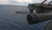 РУСКА ФЛОТА УПЛАШИЛА АМЕРИЧКИ НОСАЧ АВИОНА? Почеле војне вежбе руске морнарице у Медитерану, стигао и Шојгу (ВИДЕО) РУСКА ФЛОТА УПЛАШИЛА АМЕРИЧКИ НОСАЧ АВИОНА? Почеле војне вежбе руске морнарице у Медитерану, стигао и Шојгу (ВИДЕО)