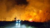 ВЕЛИКИ ПОЖАР У ФУТОГУ: Гори стари рибњак, ватра се шири великом брзином (ФОТО/ВИДЕО) ВЕЛИКИ ПОЖАР У ФУТОГУ: Гори стари рибњак, ватра се шири великом брзином (ФОТО/ВИДЕО)