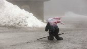 СНАЖНА ОЛУЈА У НЕМАЧКОЈ: Хаос у Хамбургу, у Берлину проглашено ванредно стање СНАЖНА ОЛУЈА У НЕМАЧКОЈ: Хаос у Хамбургу, у Берлину проглашено ванредно стање