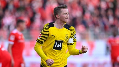 КЛУБ СЕ ПОХВАЛИО: Продужен уговор са некада једним од најбољих немачких фудбалера