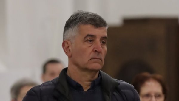 ИДЕМ У БЕОГРАД ПО СИНА Ненад Периш након што је пронађено тело код Аде Хује: Спремио сам кофер... ИДЕМ У БЕОГРАД ПО СИНА Ненад Периш након што је пронађено тело код Аде Хује: Спремио сам кофер...