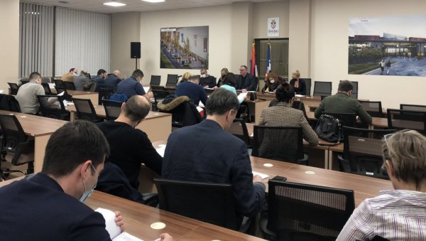 ГРАДСКА ИЗБОРНА КОМИСИЈА: У Београду пријављен 1.581 домаћи и 156 страних посматрача за изборе ГРАДСКА ИЗБОРНА КОМИСИЈА: У Београду пријављен 1.581 домаћи и 156 страних посматрача за изборе