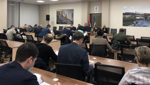 GRADSKA IZBORNA KOMISIJA: U Beogradu prijavljen 1.581 domaći i 156 stranih posmatrača za izbore GRADSKA IZBORNA KOMISIJA: U Beogradu prijavljen 1.581 domaći i 156 stranih posmatrača za izbore