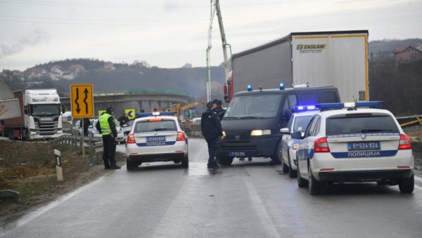 СКАМЕНИО САМ СЕ КАД ЈЕ ПУЦАО СЕБИ У ГЛАВУ Очевидац ужаса код Ресника не може да дође себи након стравичне сцене самоубиства