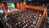ХРВАТИ БИ СВОЈ ЕНТИТЕТ: Закључци Хрватског народног сабора уздрмали Сарајево ХРВАТИ БИ СВОЈ ЕНТИТЕТ: Закључци Хрватског народног сабора уздрмали Сарајево