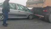 VELIKI LANČANI SUDAR NA AUTO-PUTU: Haos na naplatnoj rampi kod Stare Pazove VELIKI LANČANI SUDAR NA AUTO-PUTU: Haos na naplatnoj rampi kod Stare Pazove