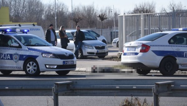 ЗОВИ НЕКОГА ДА ГА СМИРИ, ПРЕТИ МИ: Пре него што је убијен, Стефан звао брата близанца да му помогне ЗОВИ НЕКОГА ДА ГА СМИРИ, ПРЕТИ МИ: Пре него што је убијен, Стефан звао брата близанца да му помогне